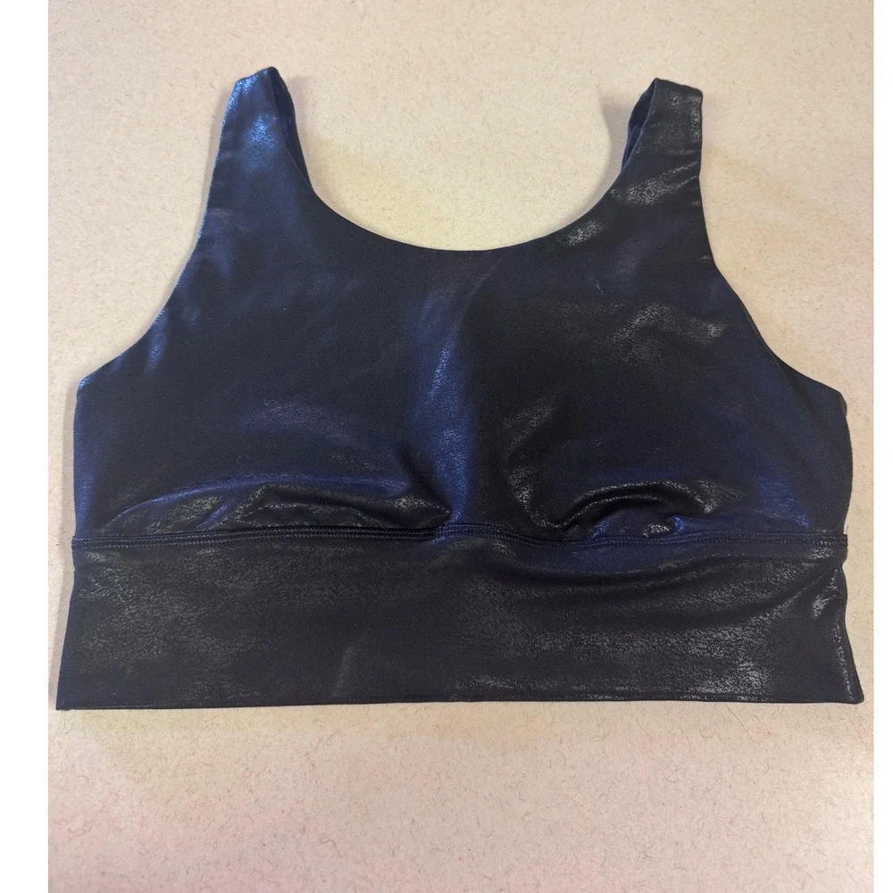 Offline by Aerie Black Crackle Foil Medium Support Sports Bra Cutout Back Small‎